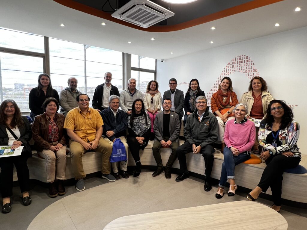 Centros Usm Y Directivos Del Consorcio Biofrutales S A Participan De